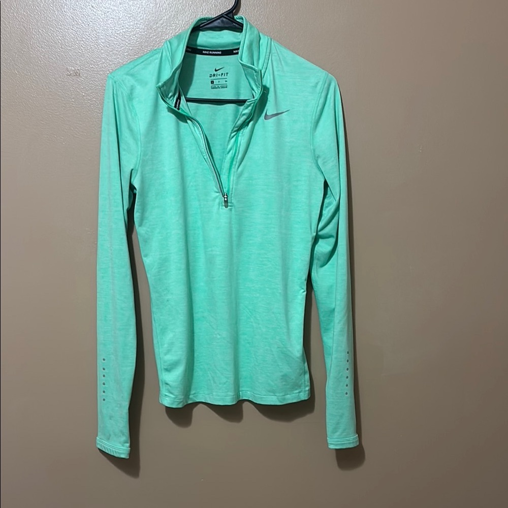 Nike Women's Green Long Sleeve Top